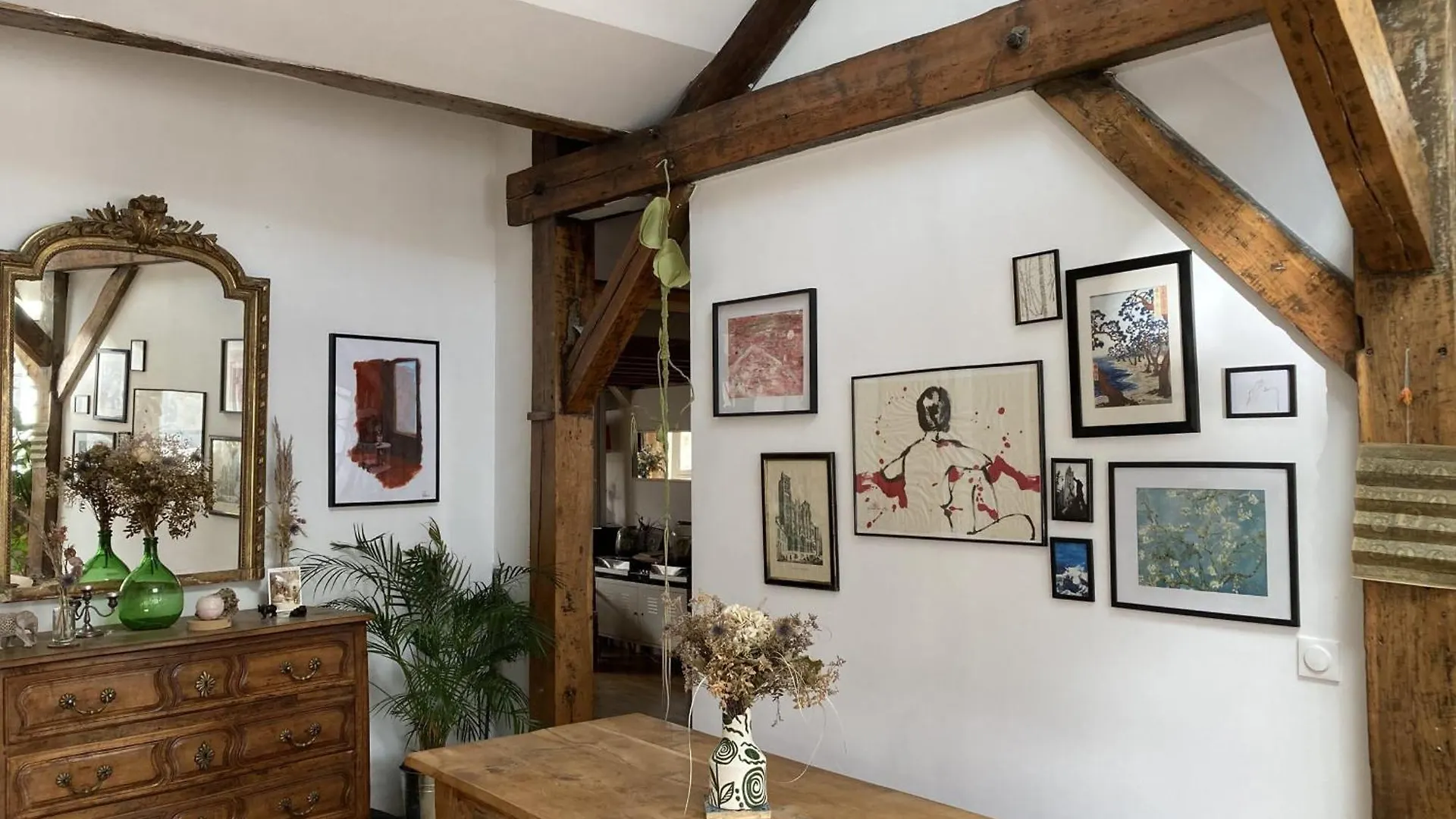 Former Cabinetmaker'S Workshop In Paris
